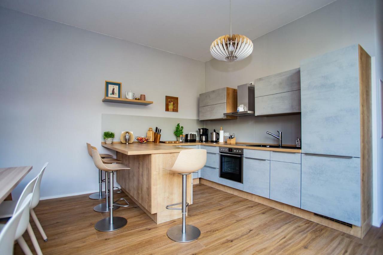 Eckhof Domizil - Grosszuegige Ferienwohnung Mit Kleinem Garten In Der Altstadt Von Гота Екстер'єр фото